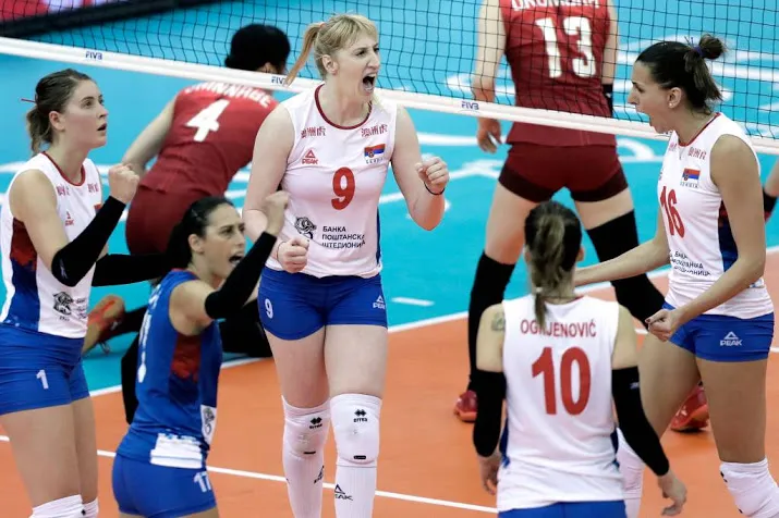 servische volleybalsters groepswinnaar bij wk