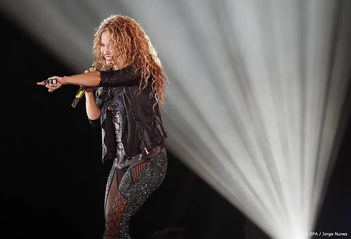 shakira in juni verhoord door justitie spanje