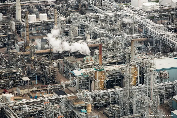 shell aangeklaagd voor explosie moerdijk