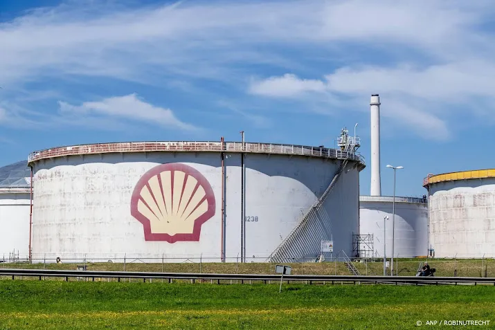 shell laat energiedoelen niet meer afhangen van samenleving