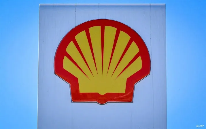 shell opent zijn grootste zonnepark in europa met 128 000 panelen