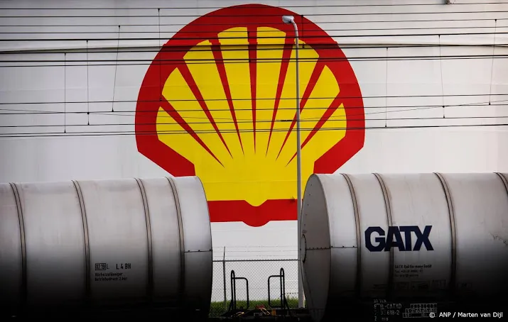 shell voert jaarwinst fors op
