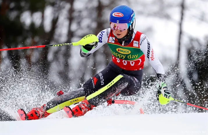 shiffrin nadert record vreni schneider