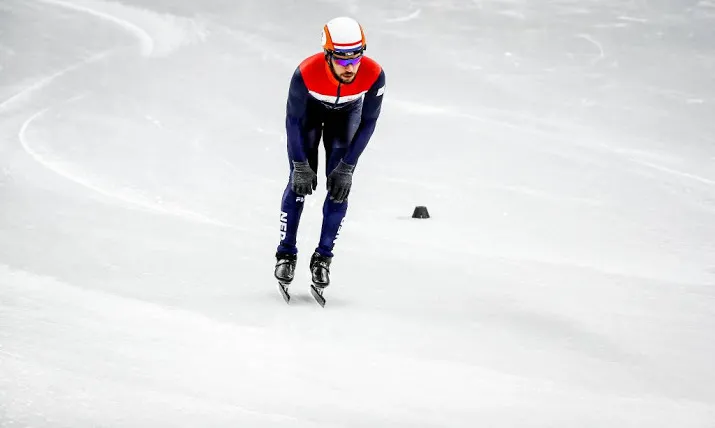 shorttracker knegt mist ek door blessure
