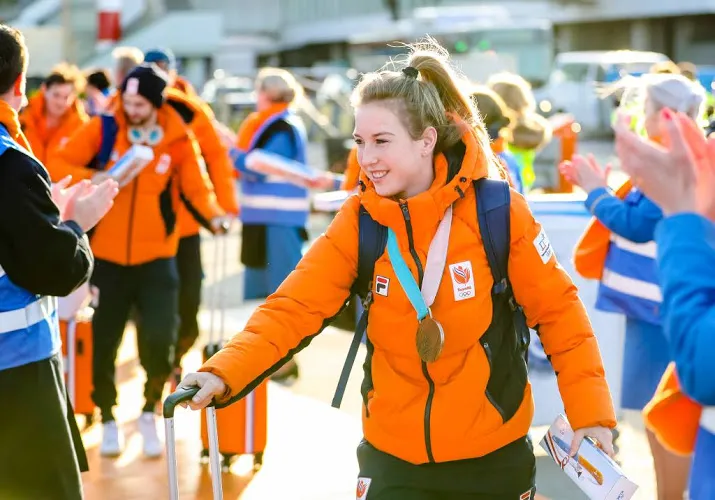 shorttrackster van ruijven pakt eerste wb goud