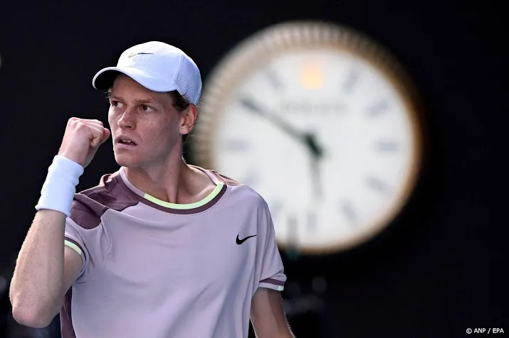 sinner klopt djokovic en staat voor het eerst in finale grand slam