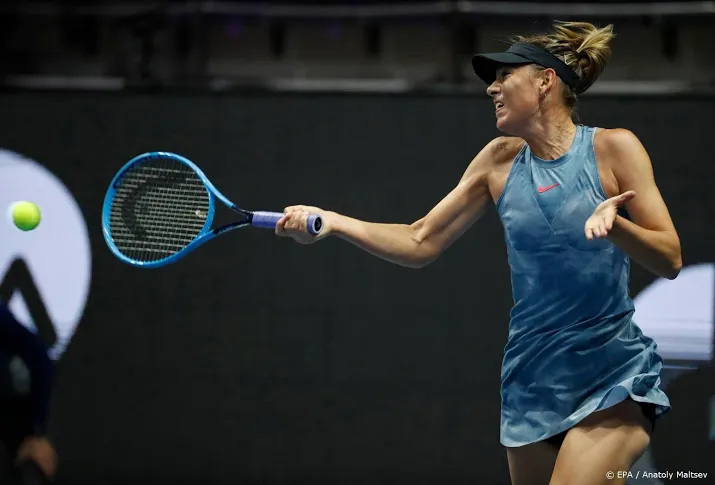 sjarapova meldt zich af voor roland garros