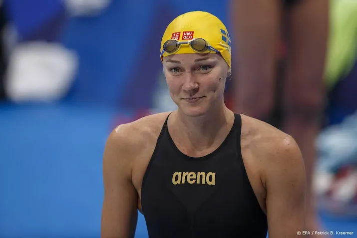 sjostrom onttroont kromowidjojo als wereldkampioene op 50 vrij