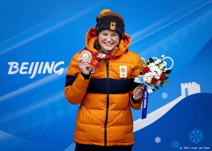 skeletonster bos houdt het hoofd koel in olympisch ijskanaal