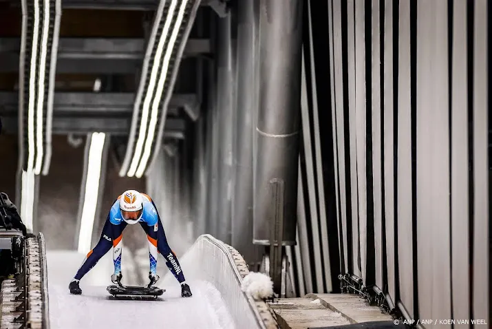 skeletonster bos stijgt naar tweede plek na drie runs op wk