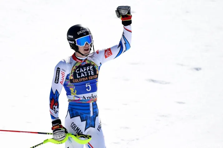 skier noel wint laatste slalom