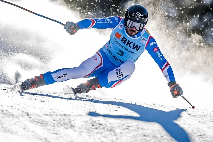 skier sarrazin troeft odermatt af in super g op lauberhorn