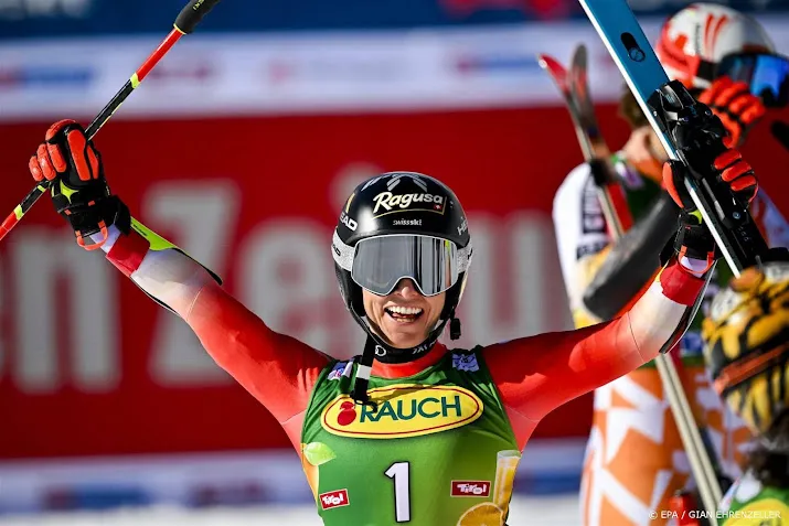 skiester gut behrami wint openingsrace wereldbeker