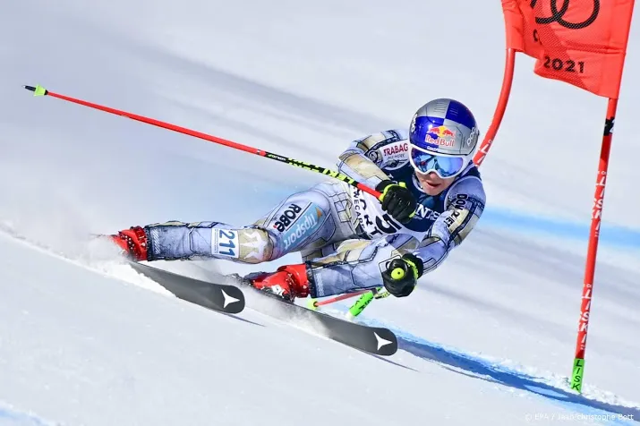 skiester ledecka laat snowboarden voorlopig schieten