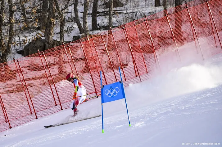 skiester shiffrin faalt bij spelen na reuzenslalom ook op slalom