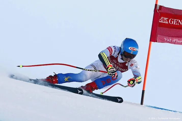 skiester shiffrin neemt leiding in wereldbeker