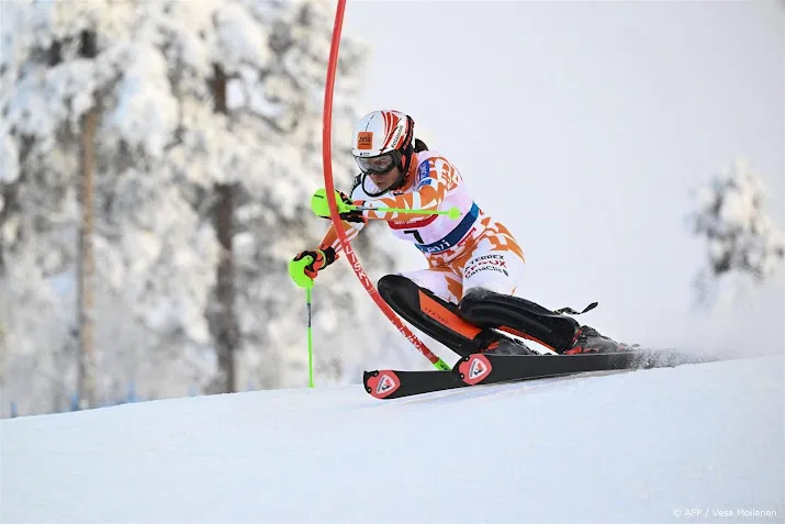 skiester vlhova wint eerste slalom van het seizoen