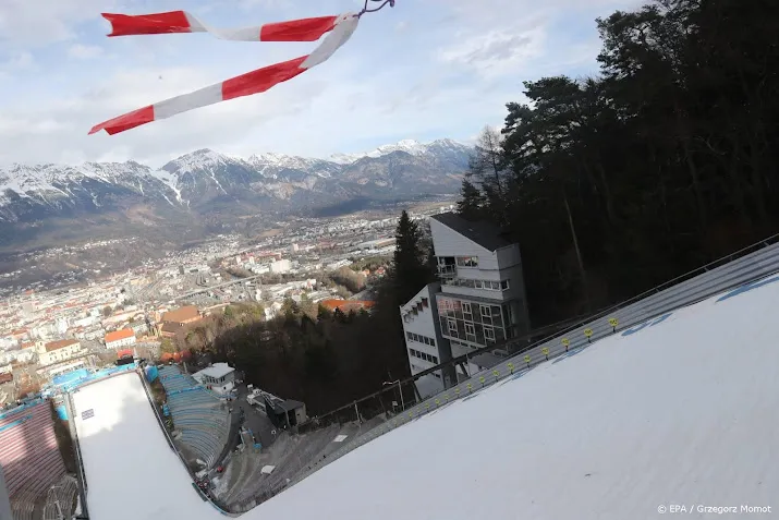 skispringen in innsbruck dinsdag afgelast vanwege wind