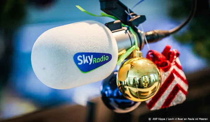 sky radio draait kerstmuziek op 1 april vanwege sneeuwval