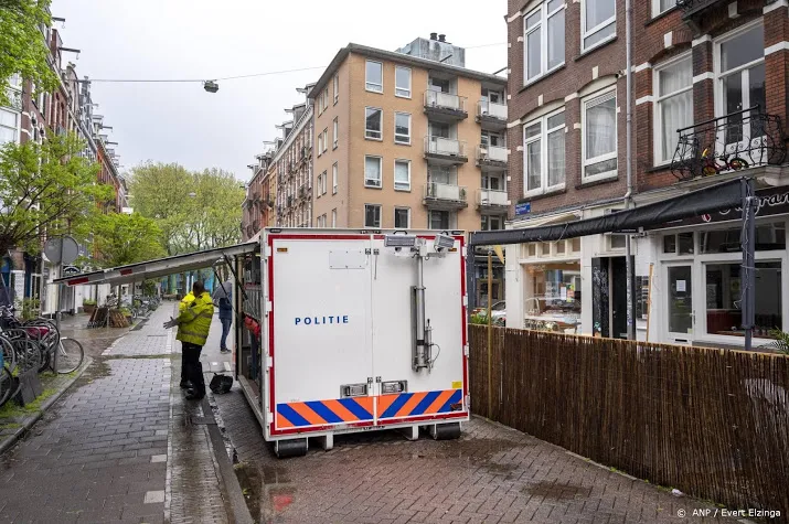 slachtoffers van steekincident amsterdam buiten levensgevaar
