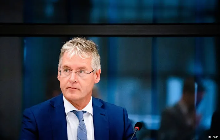 slob benadrukt geen aanleiding extra coronamaatregelen scholen