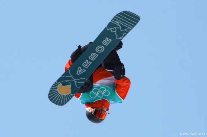 snowboarder van der velden bij spelen zesde op big air