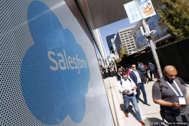 softwarebedrijf salesforce onderuit op wall street na cijfers