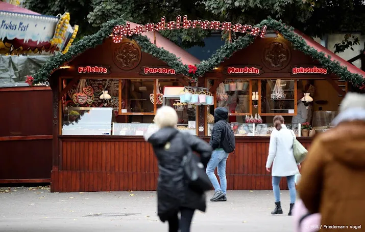 sommige duitse kerstmarkten open andere blijven dicht om corona