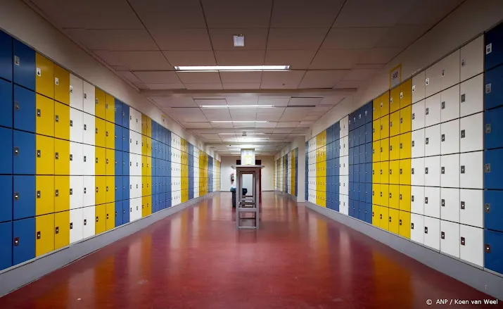 sommige scholen niet eens opengegaan wegens storm