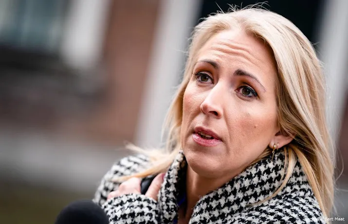 sp wil miljarden extra uitgeven haalt geld op bij bedrijven