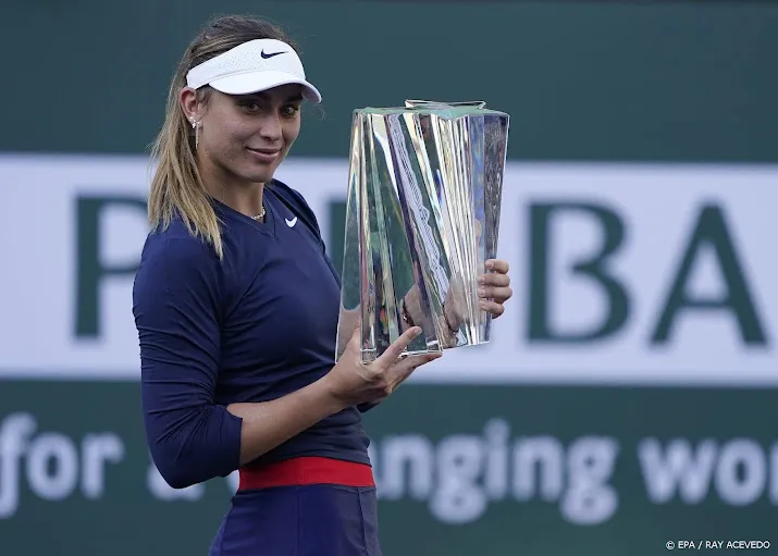 spaanse badosa klopt azarenka in lange finale indian wells