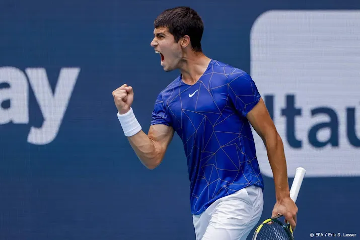 spaanse tennisser alcaraz 18 wint masterstoernooi miami