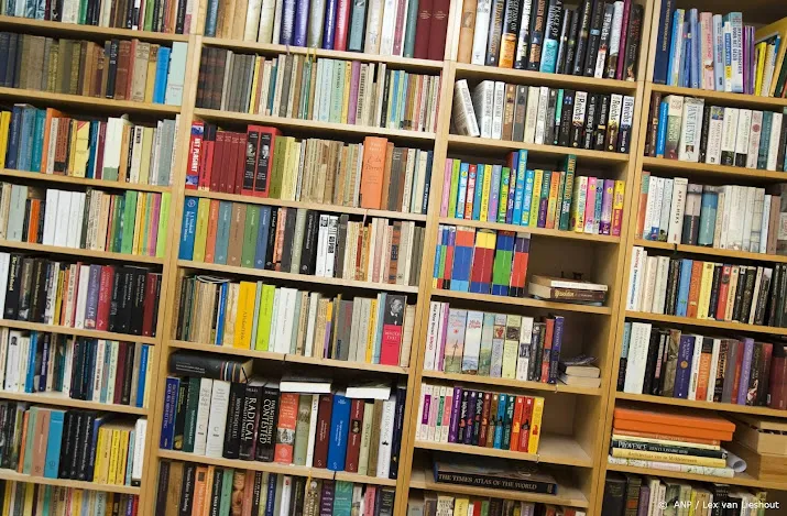 spanjaard agustin fernandez mallo wint europese literatuurprijs