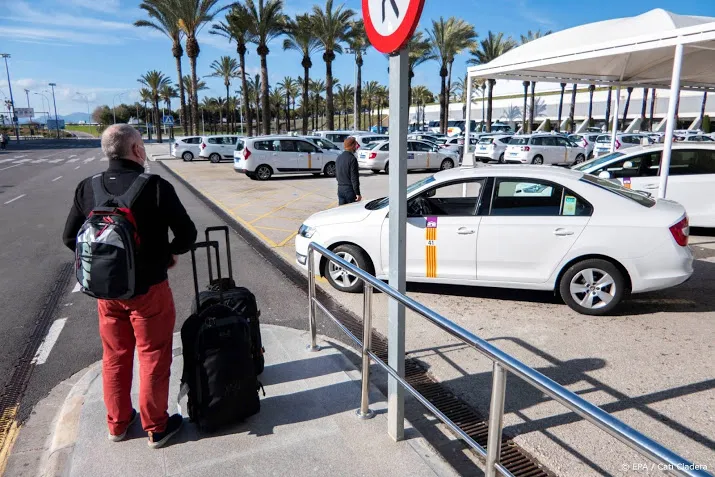 spanje hoopt dit jaar op enig herstel toerisme van pandemie