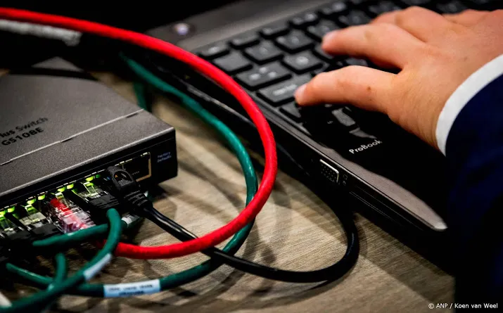 speciaal politieprogramma voor jonge hackers