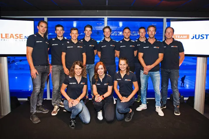 sponsor justlease stopt toch met schaatsploeg