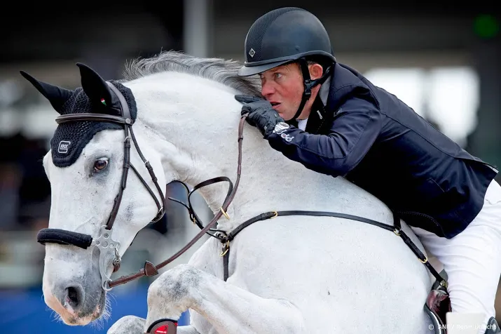 springruiter schroder terug in equipe