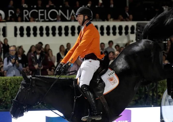 springruiter vrieling derde in shanghai