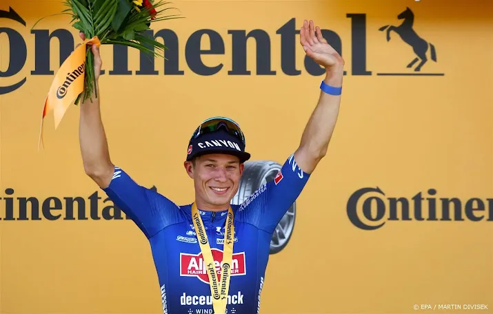 sprinter philipsen zat lang in spanning over etappezege