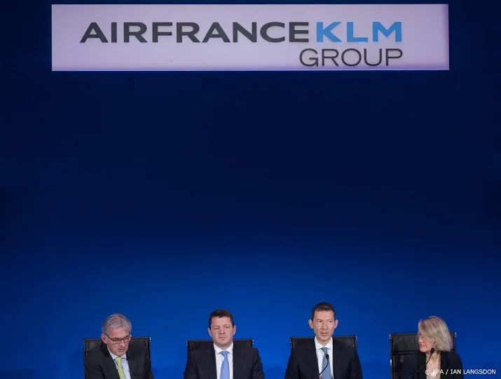 staat neemt belang in holding air france klm