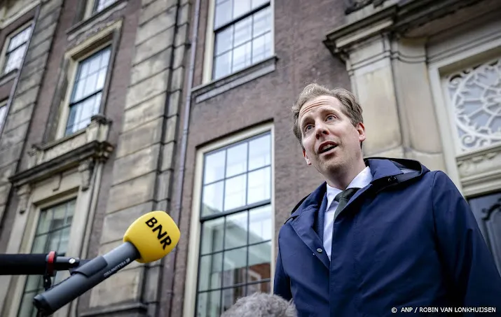 staatssecretaris nog geen besluit over kazerne assen