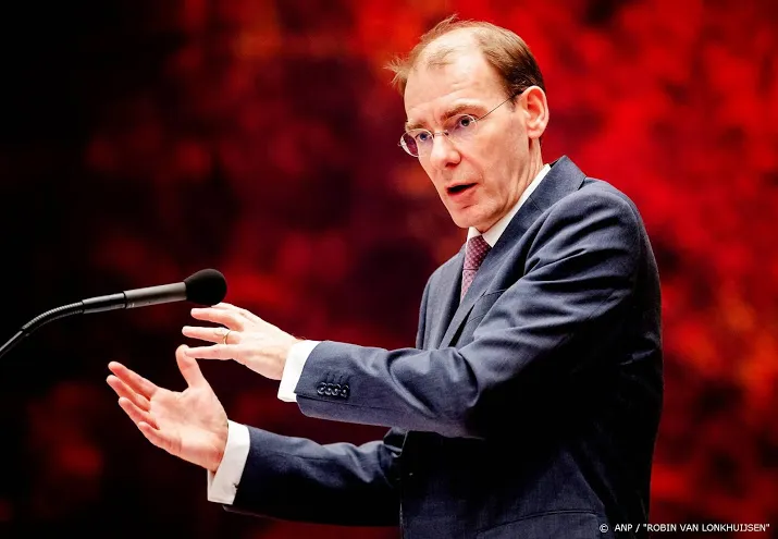staatssecretaris snel stapt op om toeslagenaffaire