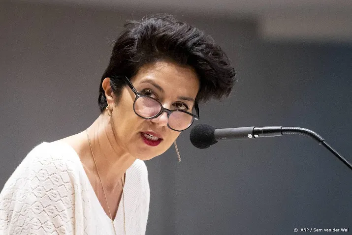 staatssecretaris uitzendingen derksen kwetsend en vernederend