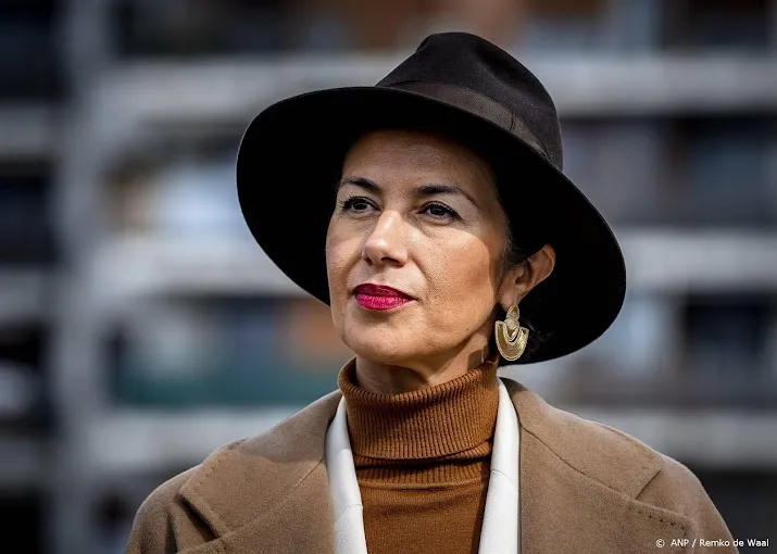 staatssecretaris uslu ongemakkelijk om besluit te nemen over on