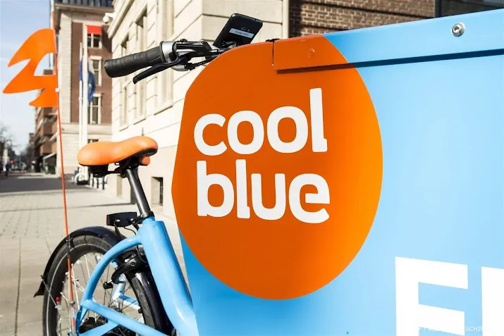 stabiele omzet voor coolblue hoge kosten drukken op resultaat