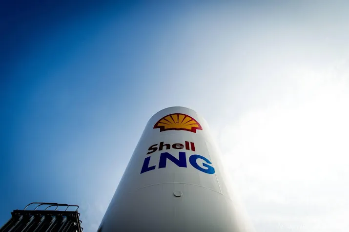 staking bij australisch lng project shell kan langer doorgaan