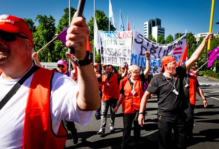 stakingen streekvervoer uitgesteld