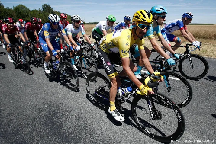 start tour de france moet naar amsterdam
