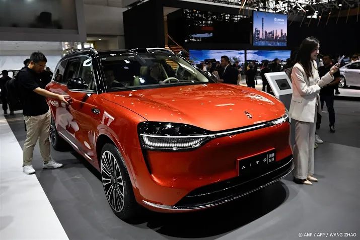 start up huawei onderzoekt dodelijk ongeluk met elektrische auto