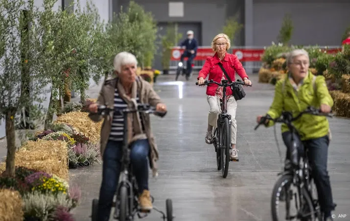steeds meer 70 plussers onder verkeersdoden op de fiets
